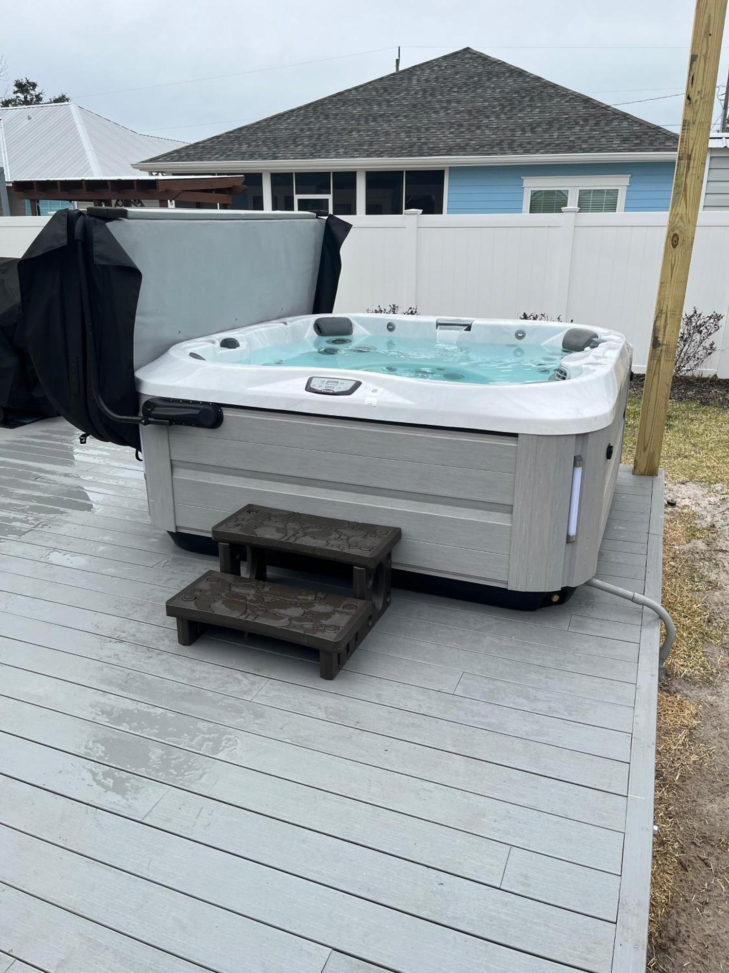 Amazing New 3br/2ba Laguna Beach! / 6p Golf Cart: 2 Mins To Beach/west Pcb *