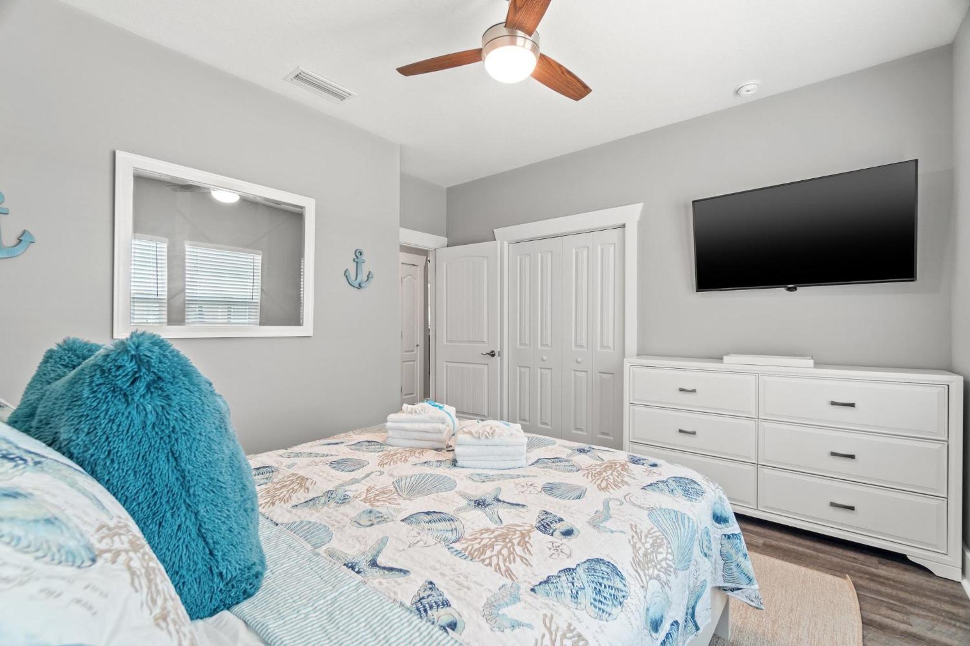Amazing New 3br/2ba Laguna Beach! / 6p Golf Cart: 2 Mins To Beach/west Pcb Holiday home